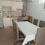 Διαμέρισμα Marija *