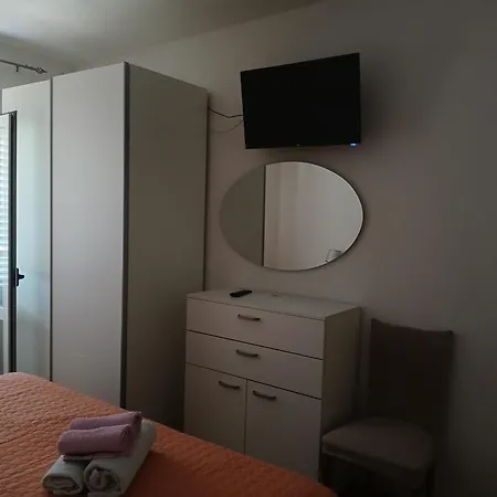 Appartamento Marija Jelsa (Hvar)